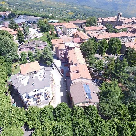 Hotel Fabbrini Абадиа Сан Салваторе Екстериор снимка