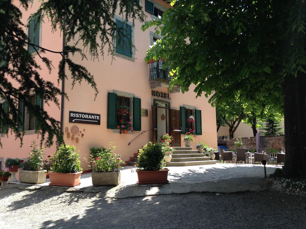 Hotel Fabbrini Абадиа Сан Салваторе Екстериор снимка