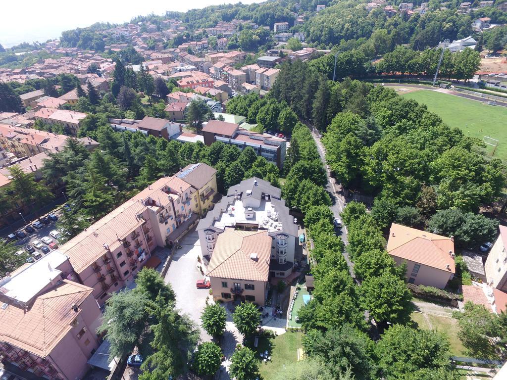 Hotel Fabbrini Абадиа Сан Салваторе Екстериор снимка