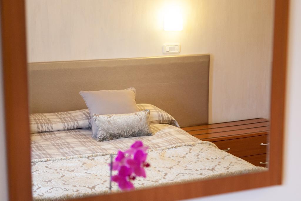 Hotel Fabbrini Абадиа Сан Салваторе Екстериор снимка