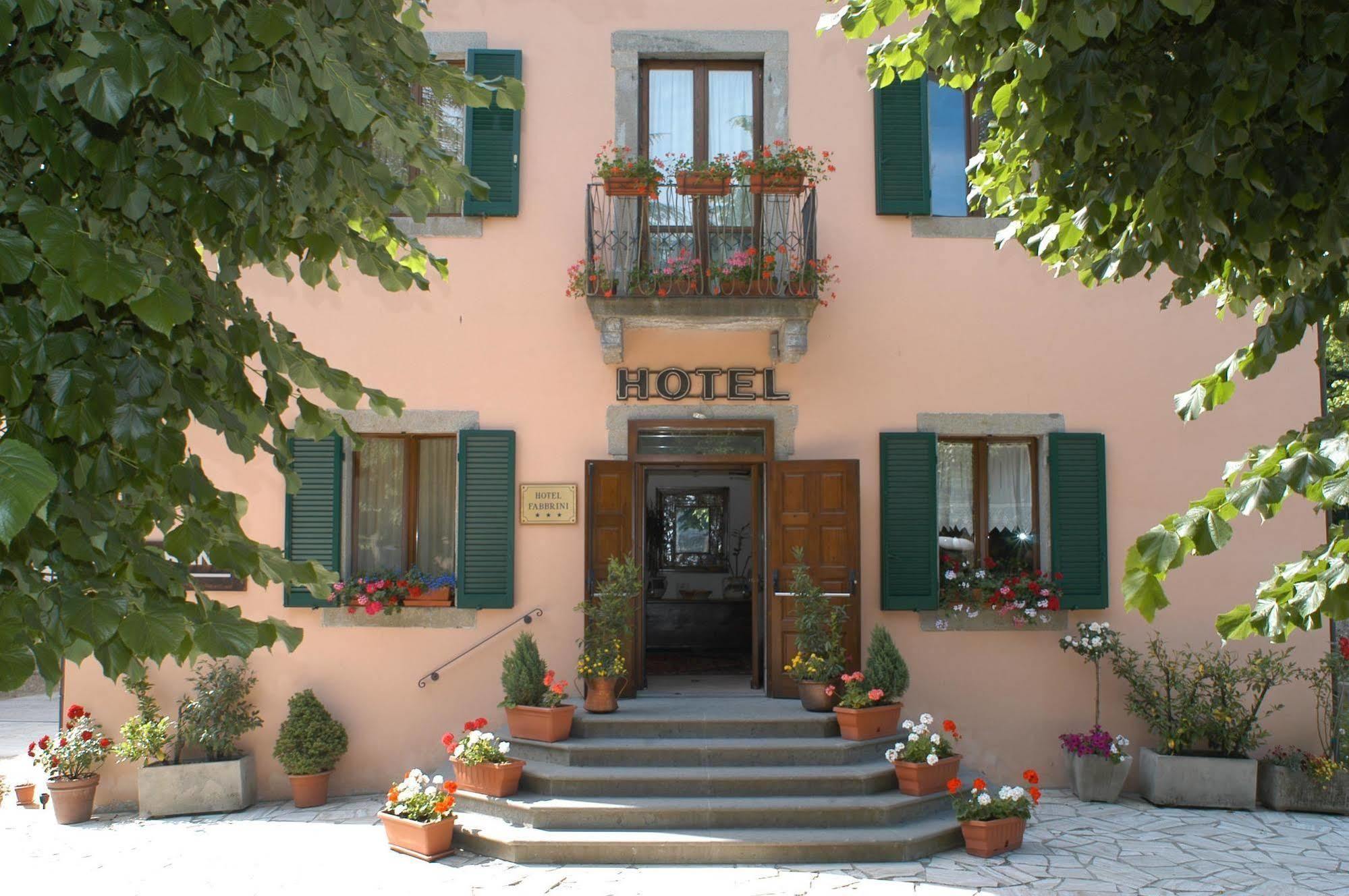 Hotel Fabbrini Абадиа Сан Салваторе Екстериор снимка